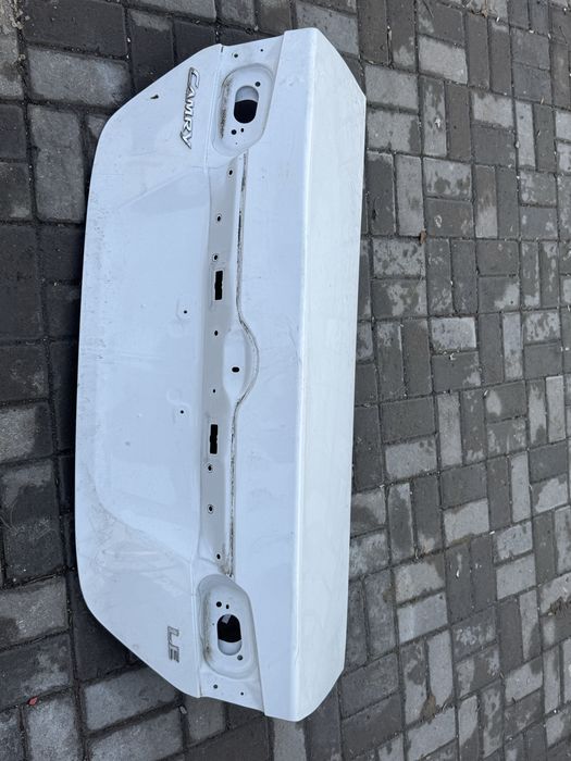 Крышка багажника на тойота камри 50 америка оригинал