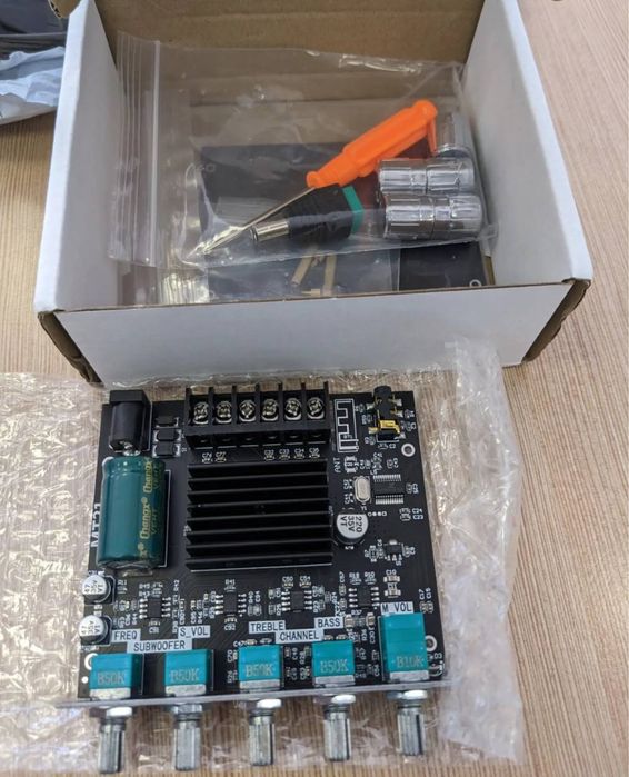 Усилитель звука mt21. Сабвуфер