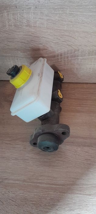 Уаз Тормозной цилиндр новый