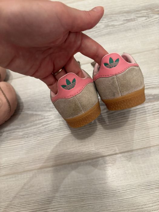 Маратонки Addidas Gaselle 23,5 размер