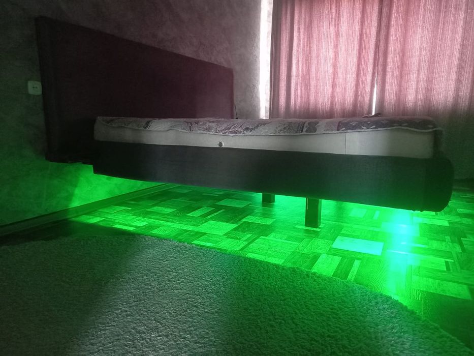 Продам кровать двуспальная