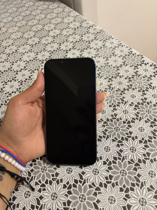 Iphone 13 blue..