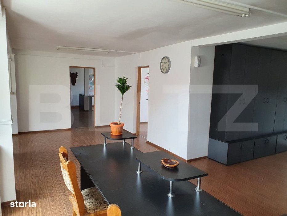 Spatiu comercial + Apartament, , zona Semicentrala