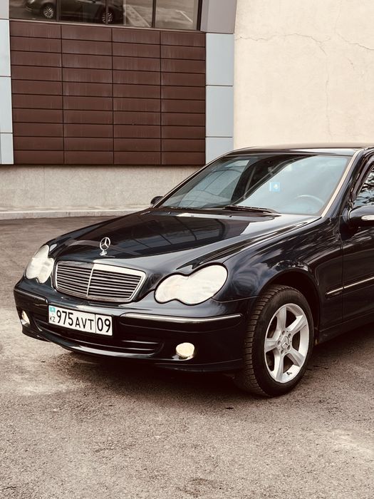 Mercedes c-klass w-203 ресталинг