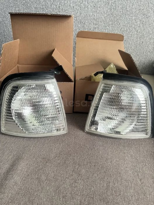 Поворотники Ауди 80 б4