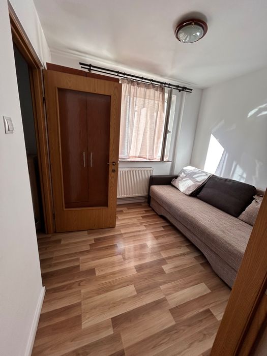 Închiriez apartament