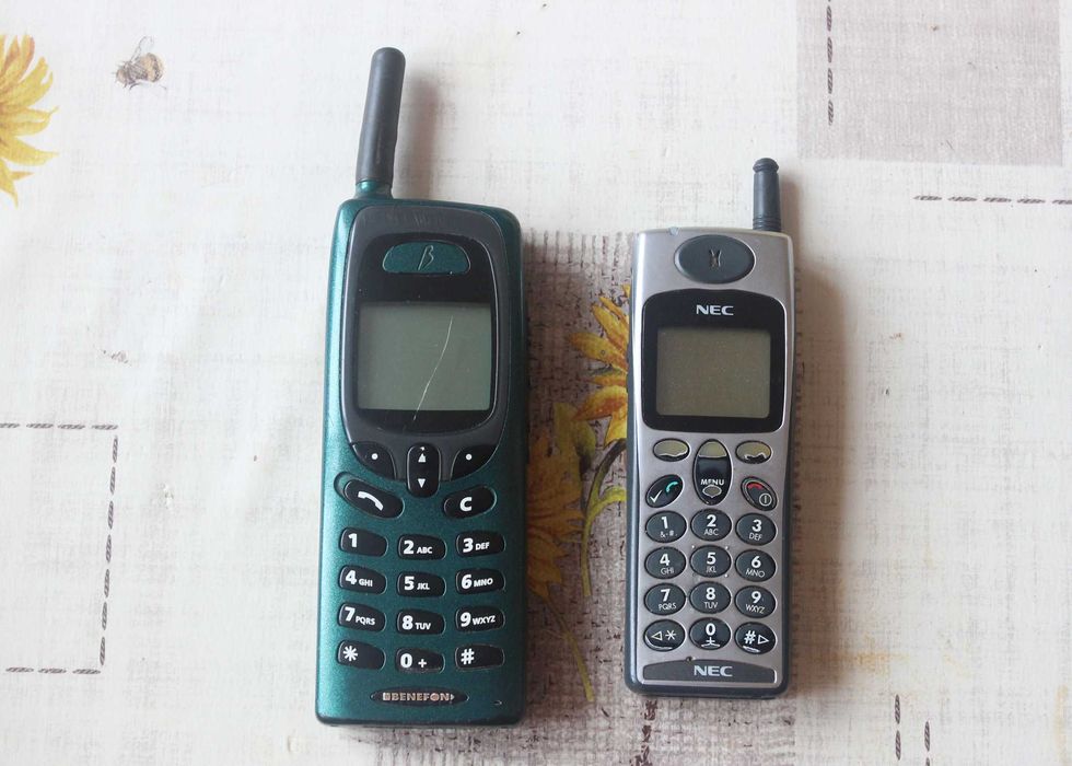 Ретро мобифон - телефон Benefon TDP-60HP и NEC MP5J1L1