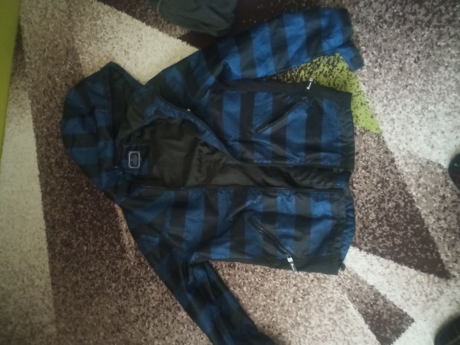 Зимни якета екипи и маратонки