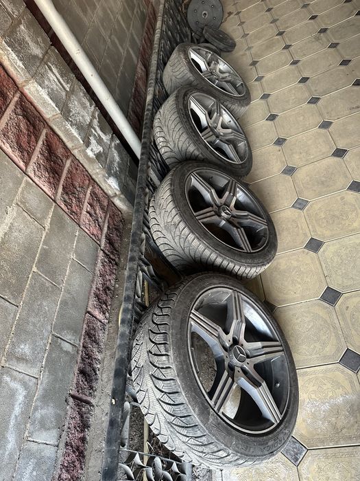 Продам диски с резиной срочно