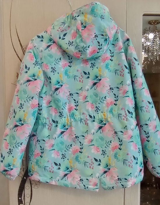 Демисезонная детская куртка