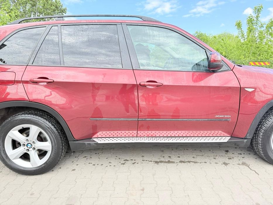 Продава се БЕНЗИН -ГАЗ  2009г 7 места!