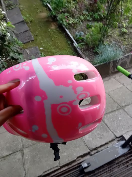 Дамски кънки с наколенки лакатници