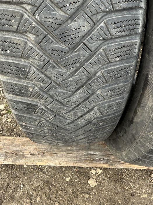 2 броя зимни гуми Laufen 235/65 R17 Dot 2718 ном 211