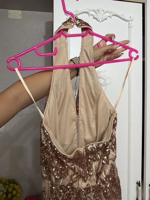 Официална рокля