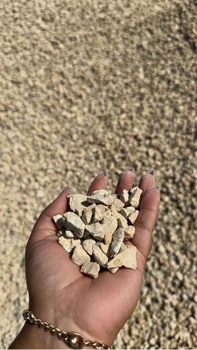 Piatra concasata/ piatra decorativa