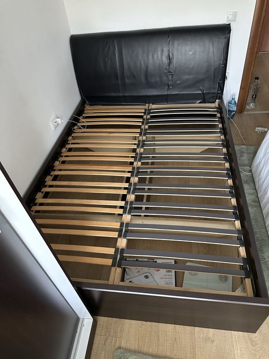 Ramă pat 140x200 cm cu somieră inclusă