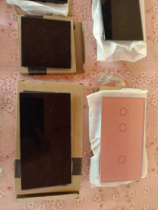 Сензорни ключове Livolo