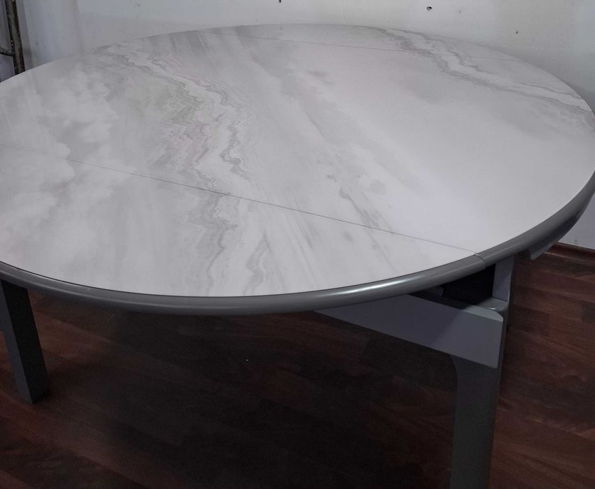 Masa MARMURA Alba cu insertii gri in valuri 135x85->135x135