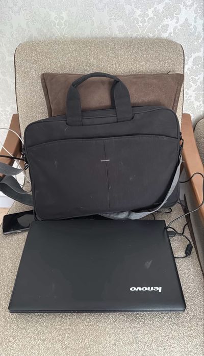 Ноутбук Lenovo Core I5/AMD Radeon