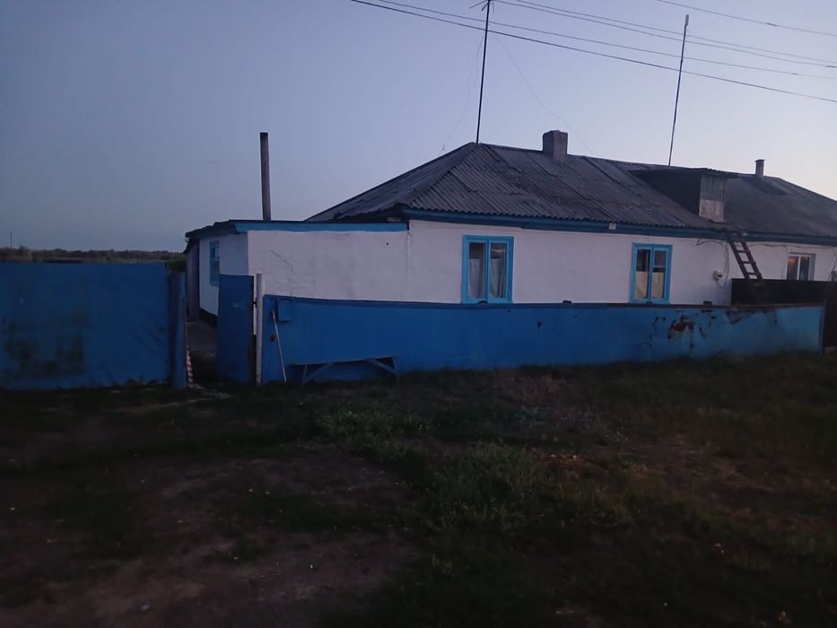 Срочно продам дом в селе Луганск