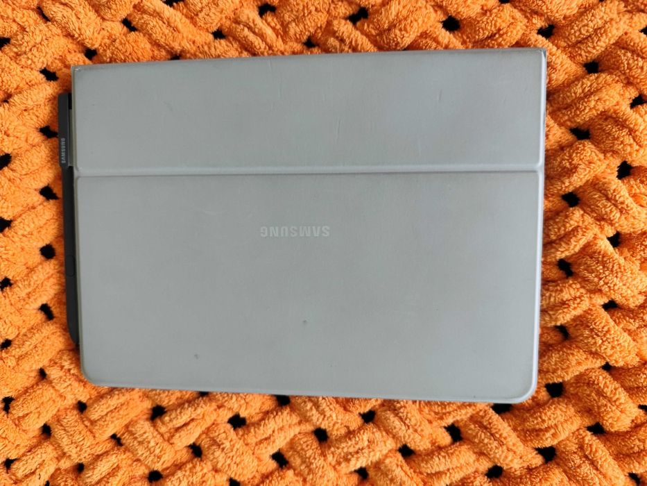 Samsung Galaxy Tab S3 9.7 (SM-T825) – 32GB, 4G LTE + Клавиатура и S Pen