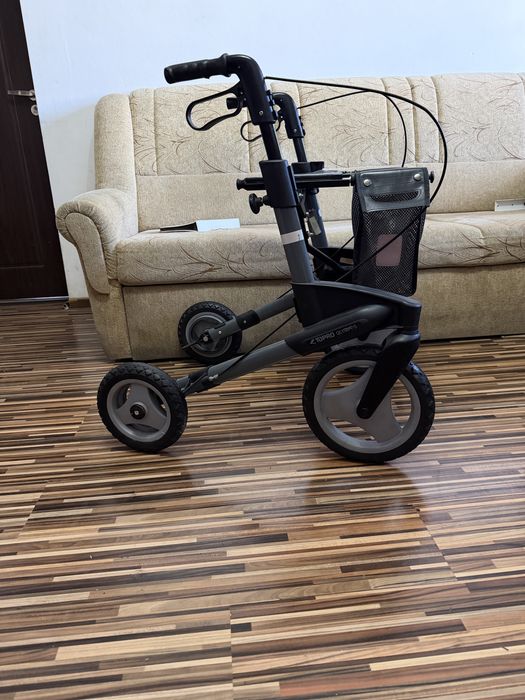 Cadru rulant medical ajutor deplasare batrani dizabilitati