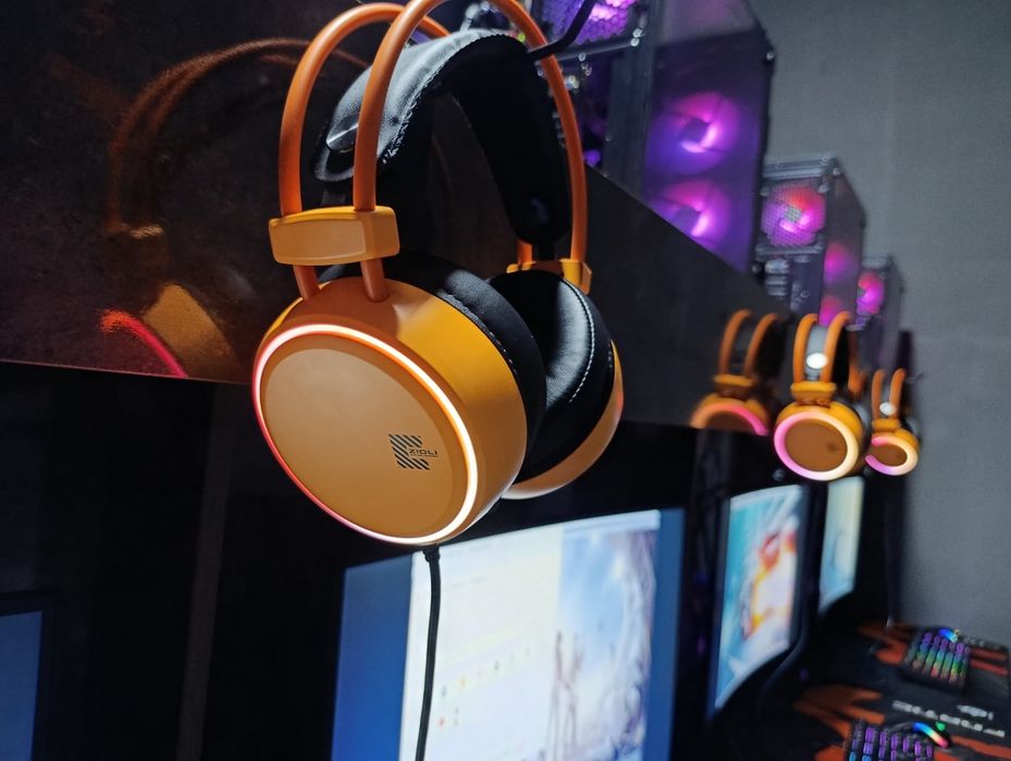 10 ta kopmyuter game club sotiladi kami yoq xolati ideal