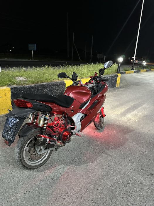 в продаже Peda hornet v2