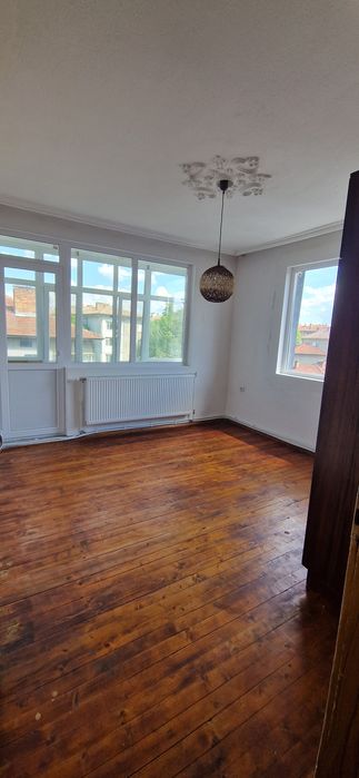 Продава се Четиристаен апартамент в Севлиево - 83 кв.м за 550 €/кв.м - Снимка #11