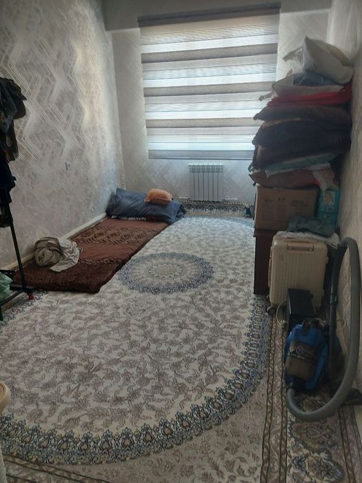 Kvartira sotiladi 3 etaj ikki hona