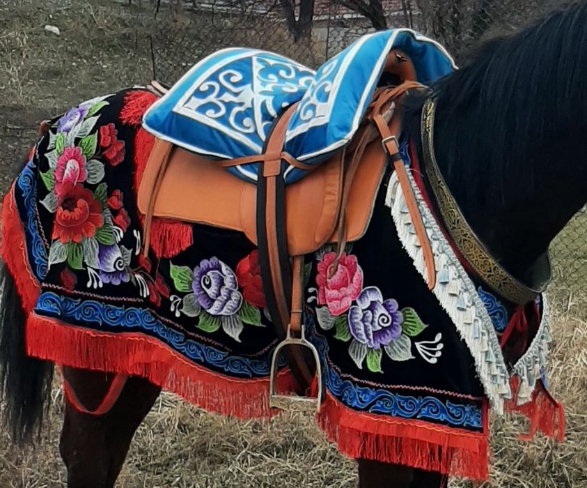 Седло  для лошади