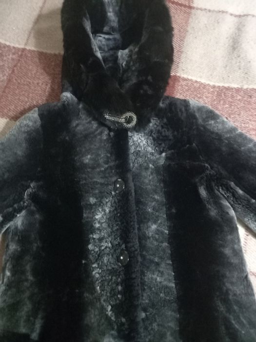 Продам  мутоновую шубу