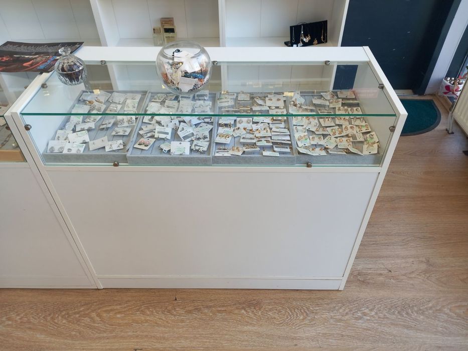 стелажи и рафтове