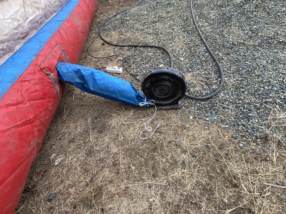 батут 12 на 6, высота 5,6м