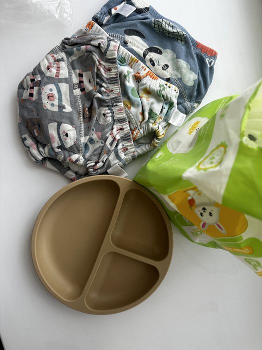 Отдам детские вещи даром