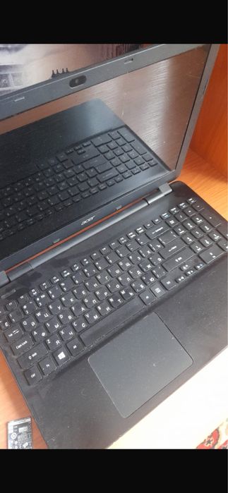 Сломаный Ноутбук