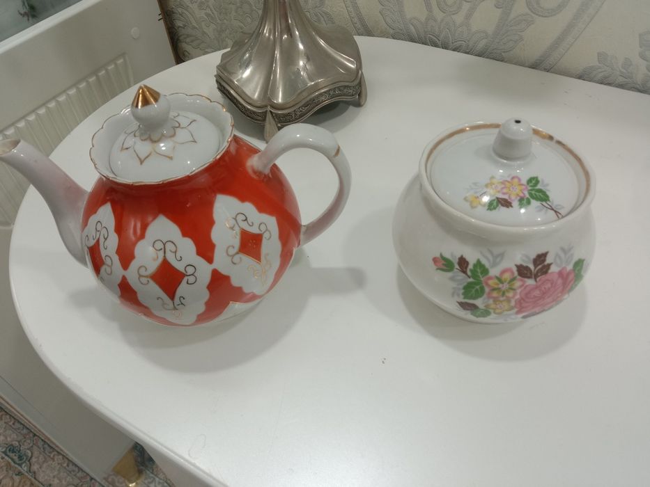 продается  фарфоровая посуда