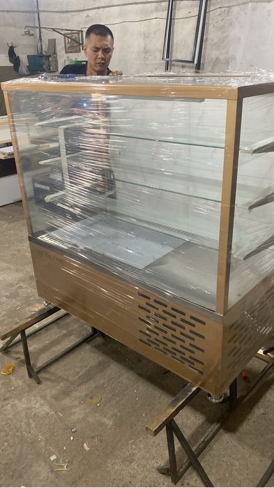 Витринный холодильник