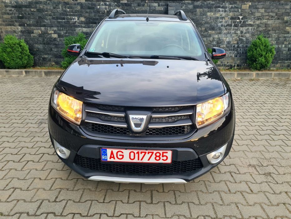 Dacia Sandero Stepway-an 2014-0.9 Tce90-Rar efectuat-euro 5-navi-parc auto-inmatriculat