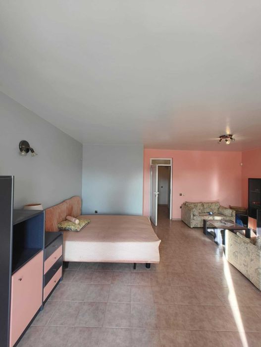 Продава се Къща в Добрич, Дружба 1 - 410 кв.м за 854 €/кв.м - Снимка #4