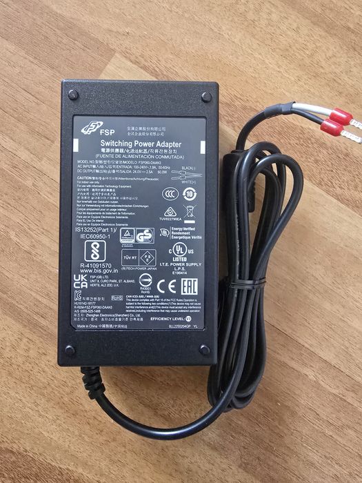 Advantech ARK-1220L.
