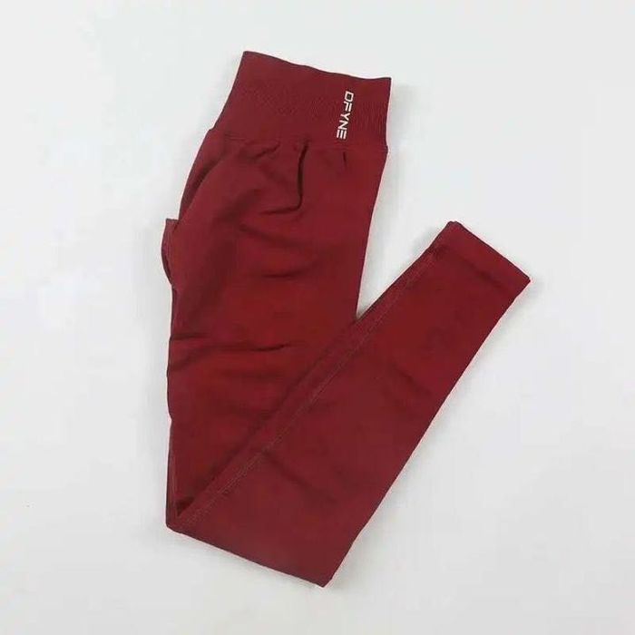 Леггинсы для спортзала DFYNE