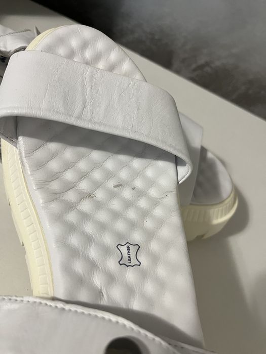 Сандали от естествена кожа