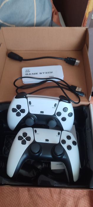 Продам 4K Game Stick 2.4G Wireless (Retro Game Console)