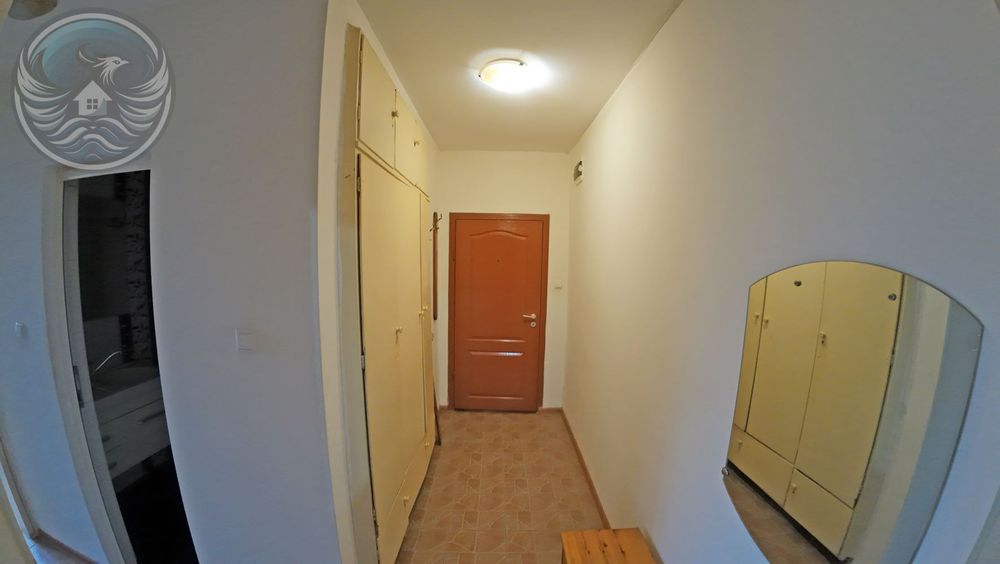 Продава се Двустаен апартамент в Разград, Център - 74 кв.м за 1303 €/кв.м - Снимка #5