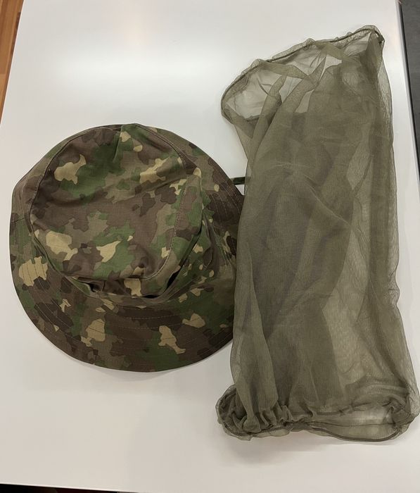 Pălărie combat cu plasa de tantari