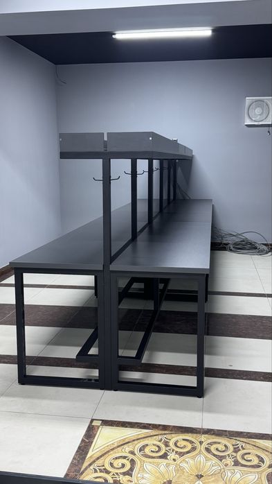 Стол для компьютерных клубов. Gamme club uchun mebellar. Stol