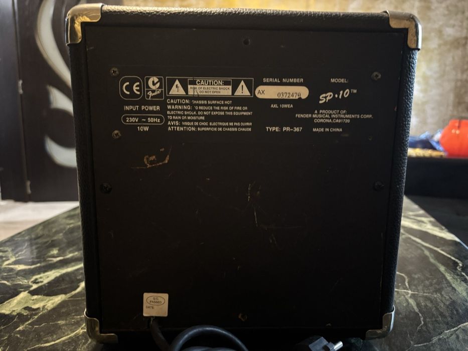 Кубе squies sp 10 fender  за китара