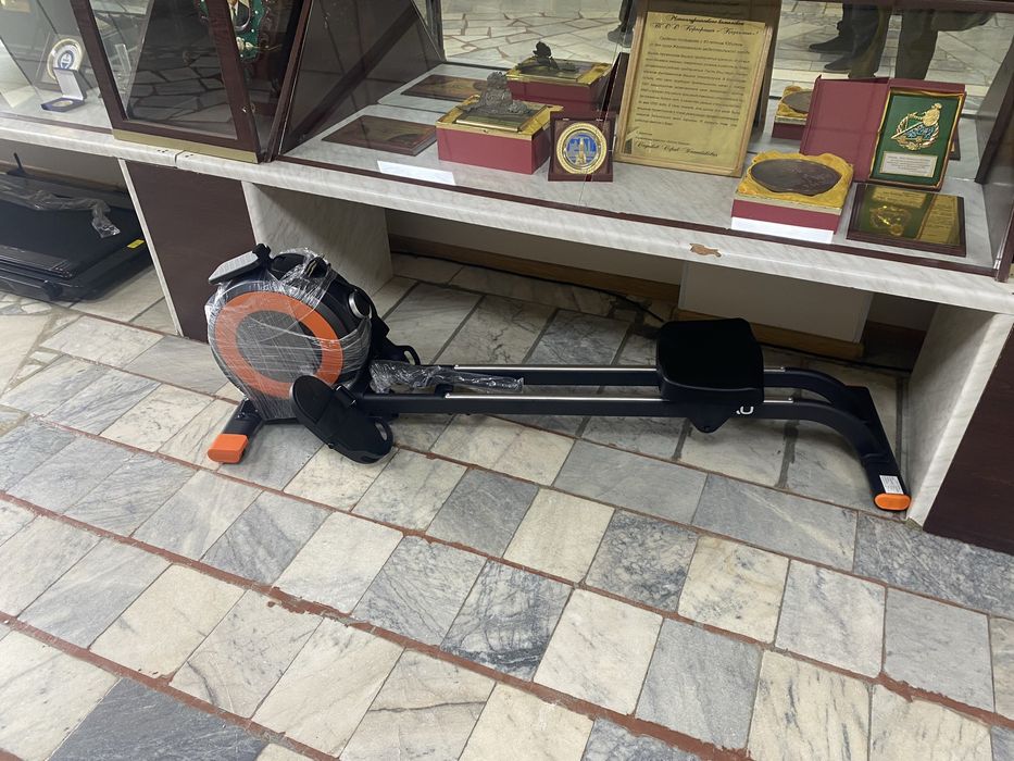 Гребной тренажер