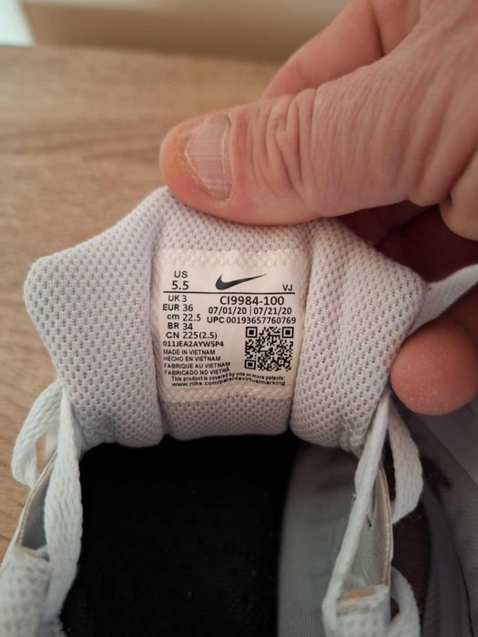 Vand adidasi Nike Downshifter, marime 36.